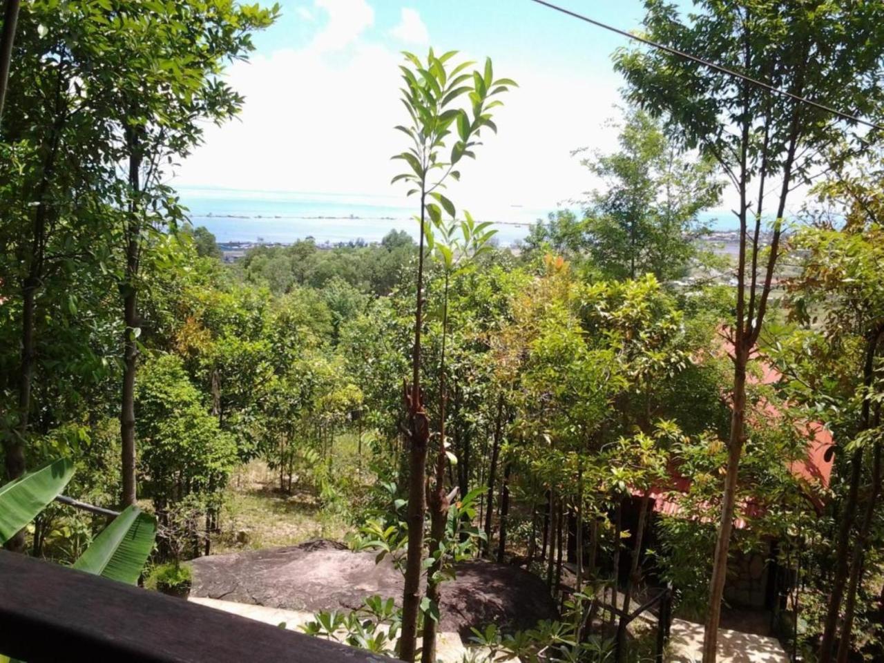 Port Hedonia Hotel Sihanoukville Exterior photo